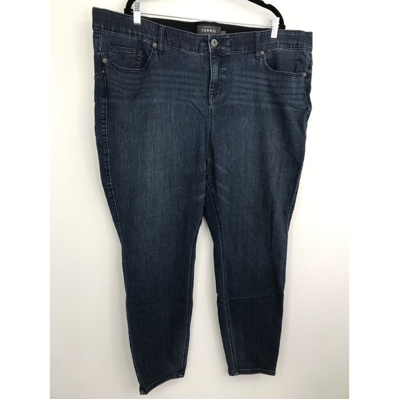 Torrid Bombshell Skinny Jean Premium Stretch Dark Wash 26 Regular - Picture 2 of 5